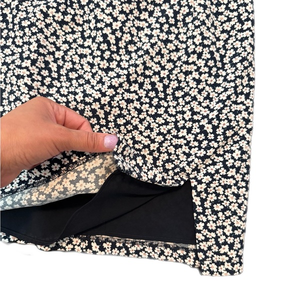 Abercrombie & Fitch Navy and White Floral Dress Size XS - Picture 7 of 12